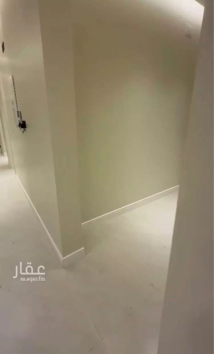 شقة للبيع في شارع الصاقب, حي السروات, مدينة أبها, منطقة عسير 6