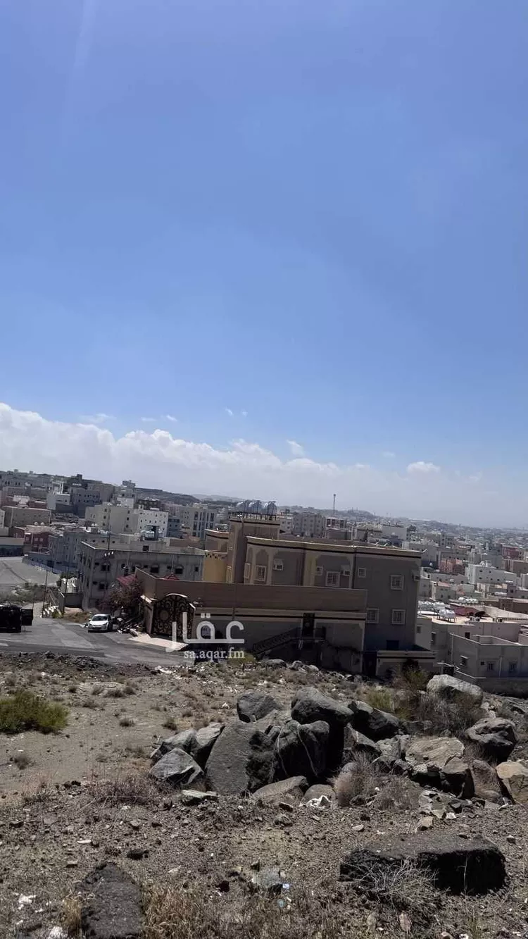 أرض للبيع في شارع بيضاء نثيل, حي الروضة, مدينة أبها, منطقة عسير