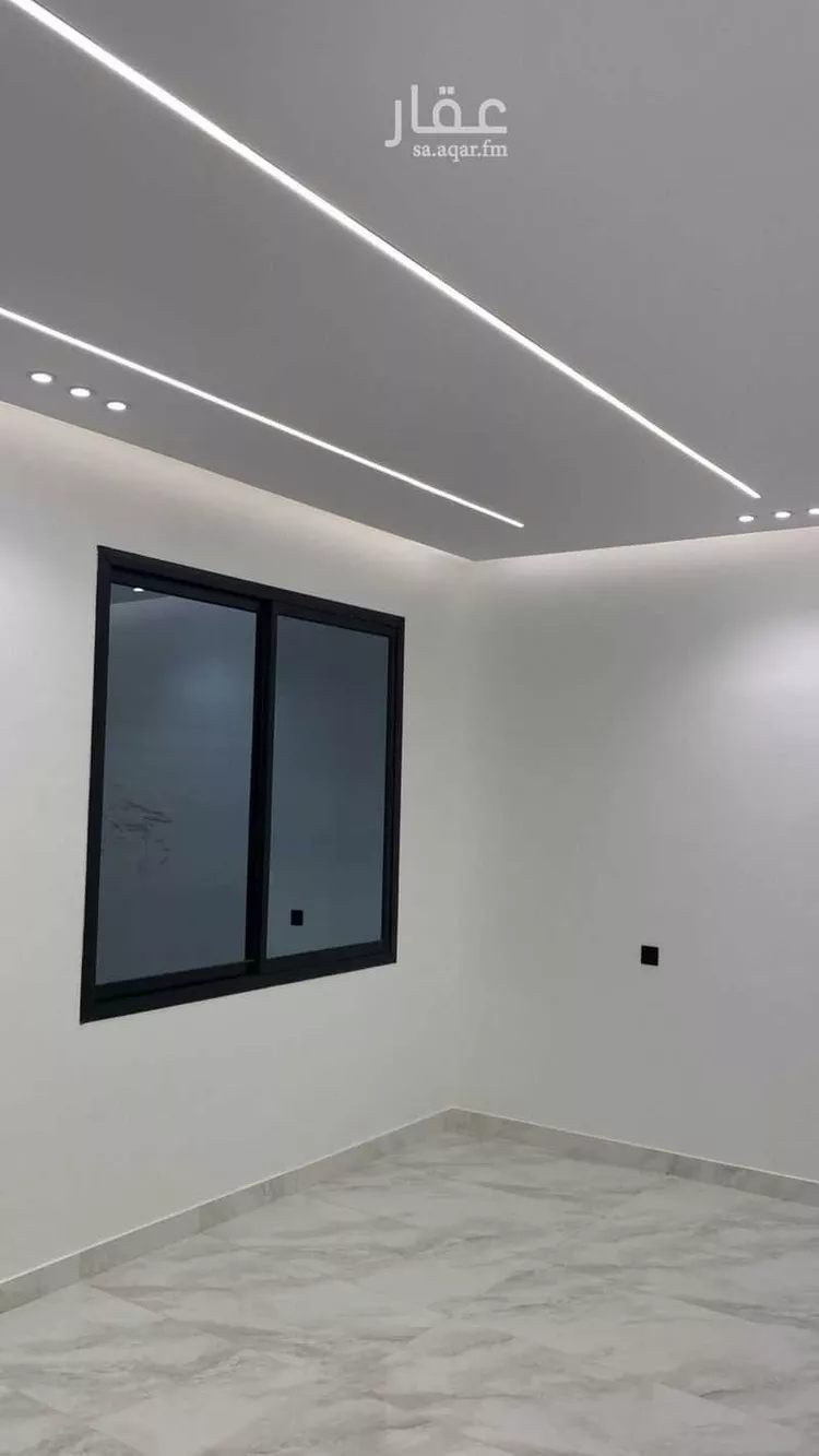 فيلا للبيع في شارع العام, حي الزهور, مدينة أبها, منطقة عسير صورة 4