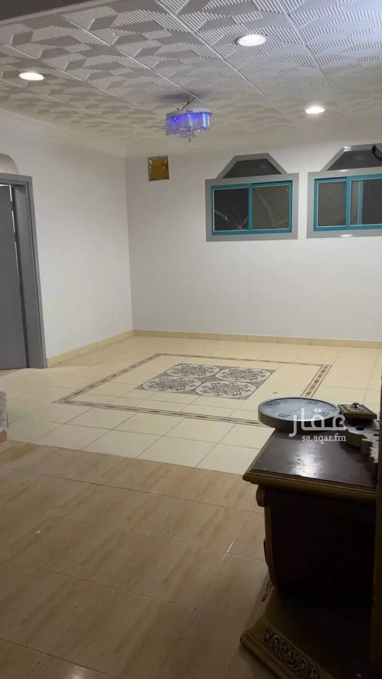 فيلا للإيجار في شارع نصر بن جمان, حي الإسكان, مدينة بريده, منطقة القصيم صورة 4