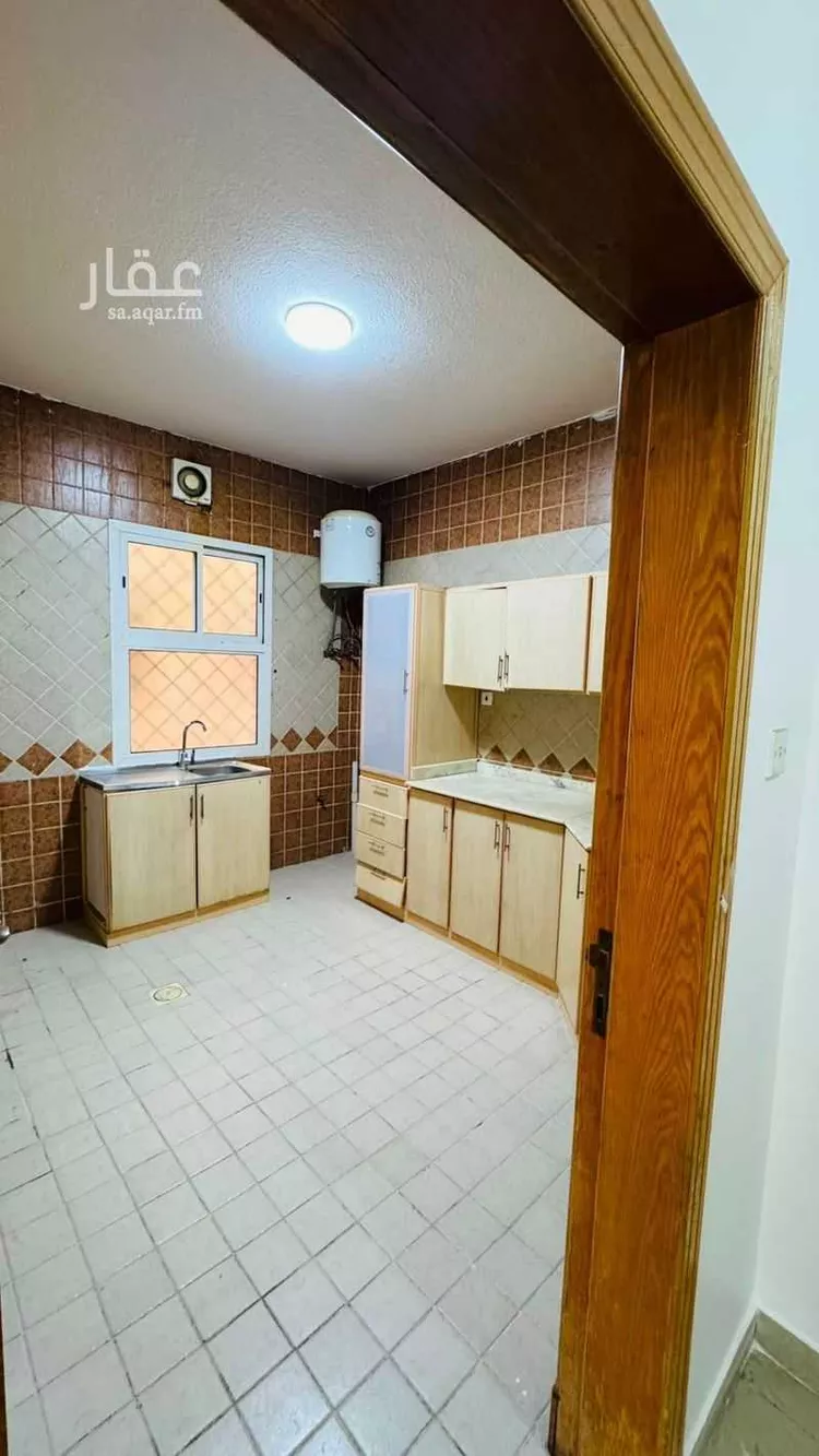 شقة للإيجار في شارع الدوادمي, حي مغرزات, مدينة الرياض, منطقة الرياض صورة 4