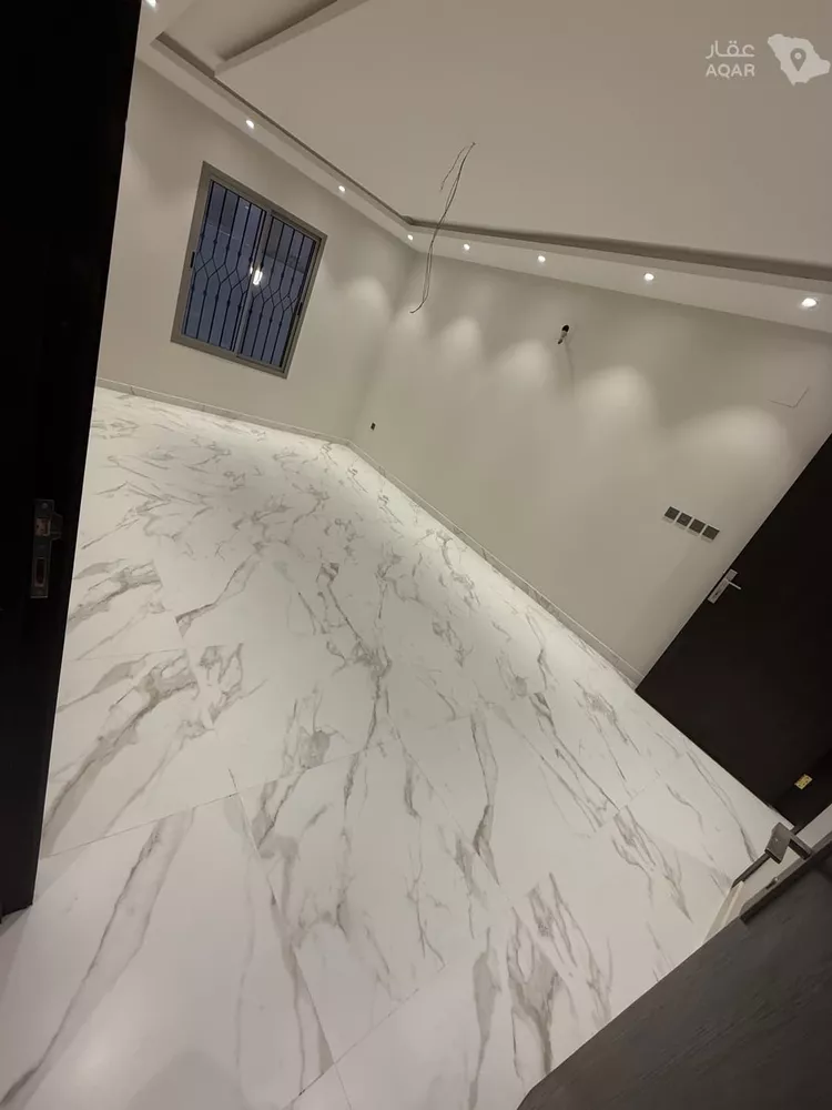 Floor for Rent in Khamis Mushait Ar Rabie 13