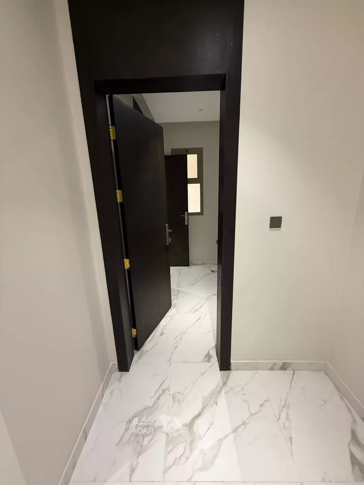 Floor for Rent in Khamis Mushait Ar Rabie 6