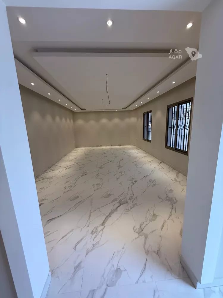 Floor for Rent in Khamis Mushait Ar Rabie 10
