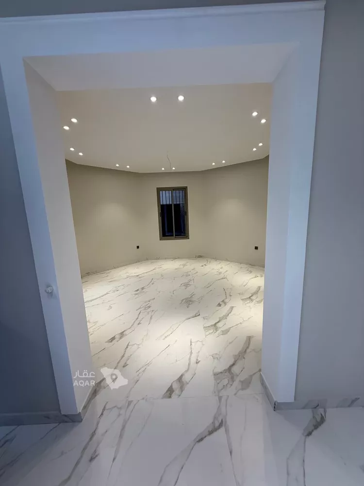 Floor for Rent in Khamis Mushait Ar Rabie 14