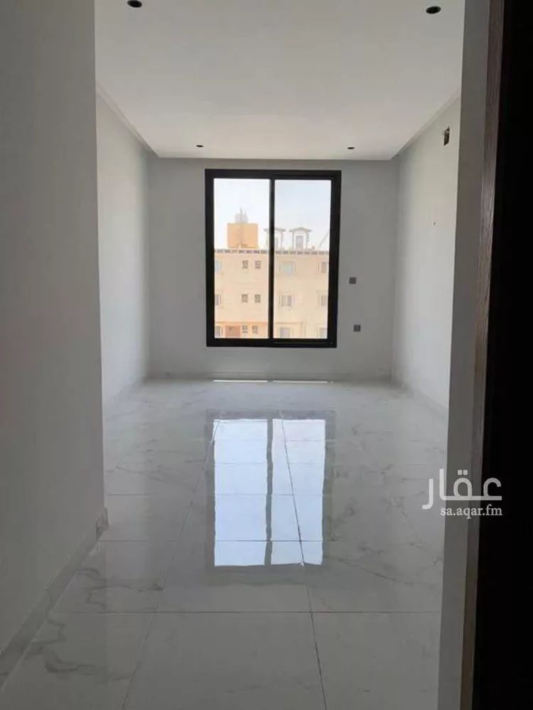 شقة للبيع في شارع عبدالله بن شهيوين, حي الملقا, مدينة الرياض, منطقة الرياض صورة 2