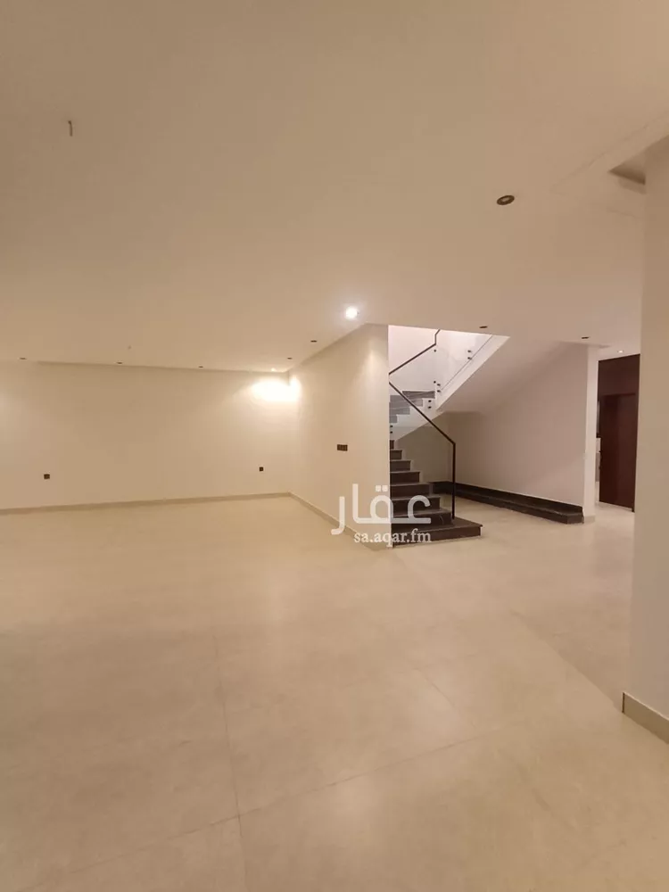 فيلا للبيع في شارع عثمان عمارة, حي الفروسية, مدينة جدة, منطقة مكة المكرمة صورة 3