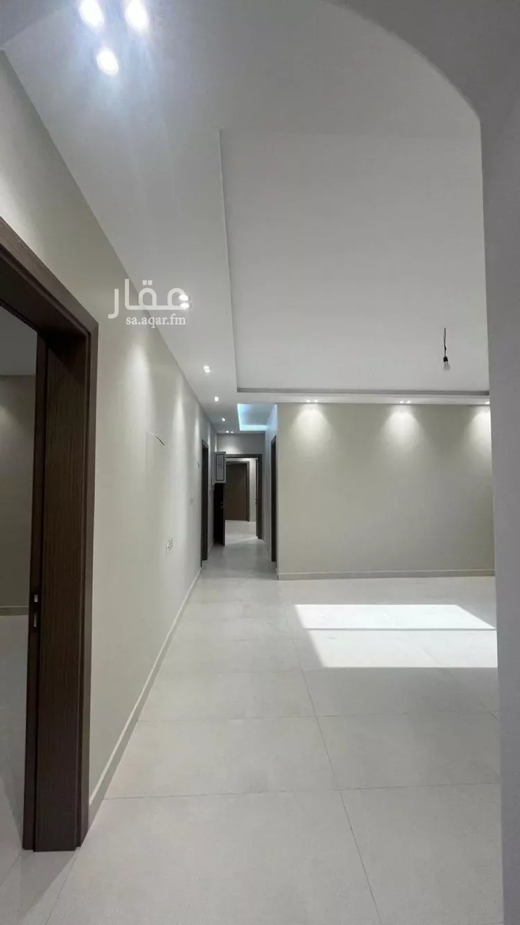 فيلا للبيع في شارع سليمان بن عفيصان, حي القرينية, مدينة جدة, منطقة مكة المكرمة صورة 2