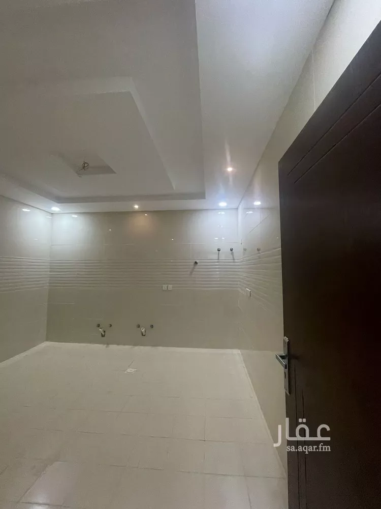 فيلا للبيع في شارع عوض القطيعي, حي الرحمانية, مدينة جدة, منطقة مكة المكرمة صورة 2