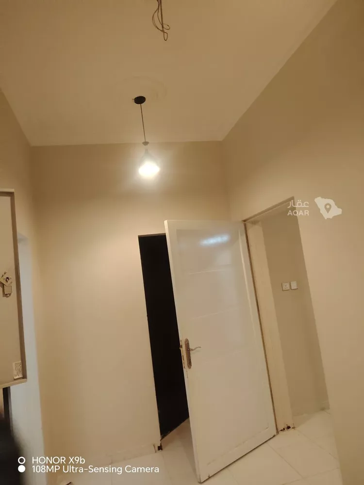 Apartment for Rent in Abu `Arish Damd 7