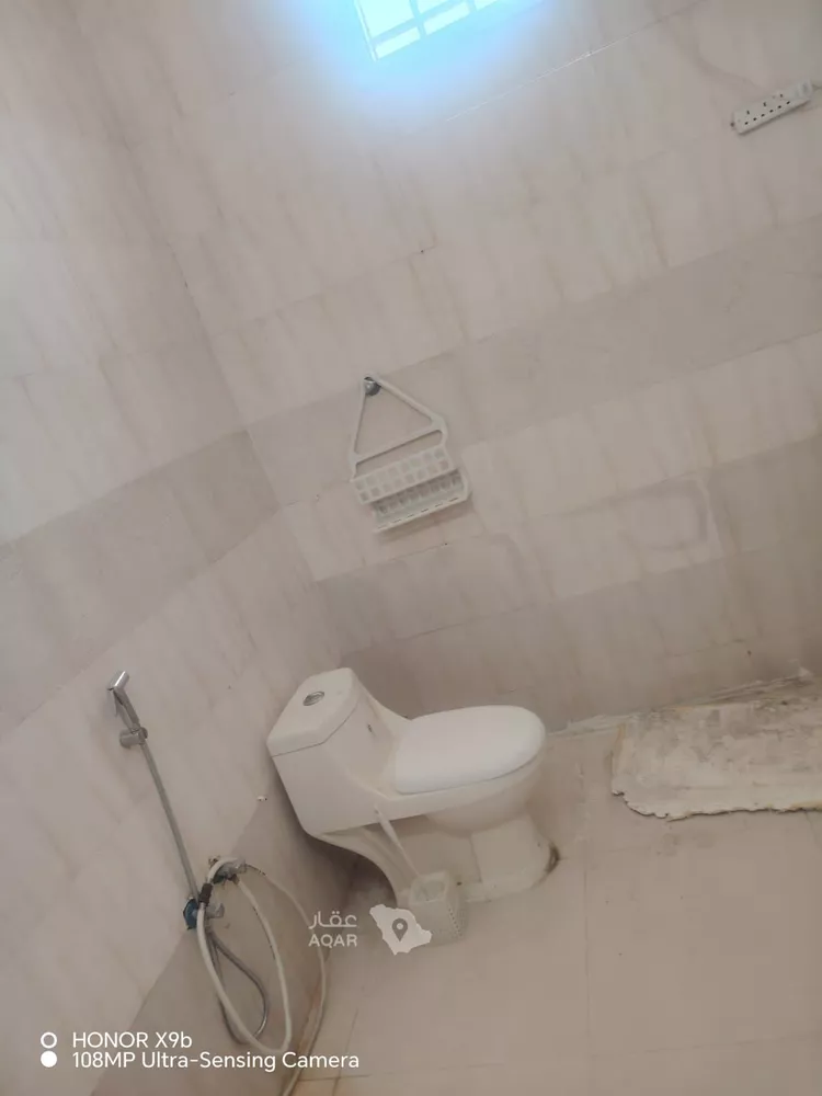 Apartment for Rent in Abu `Arish Damd 10