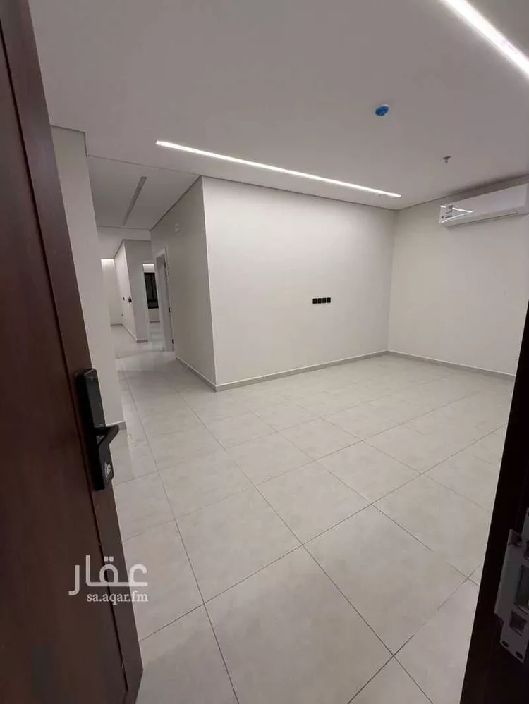 شقة للإيجار في شارع 9806929, حي البحر, مدينة الخبر, المنطقة الشرقية صورة 3