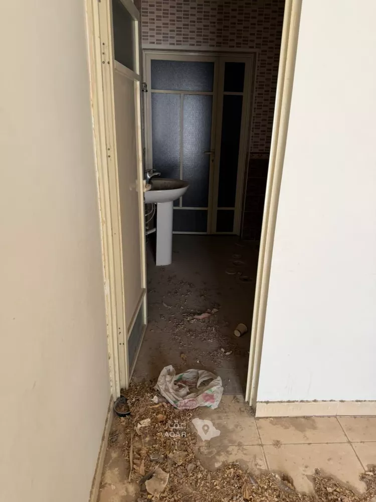 فيلا للإيجار في شارع شــارع 24, حي الاحياء الشرقيه, مدينة مدينه الجبيل الصناعيه, المنطقة الشرقية صورة 4