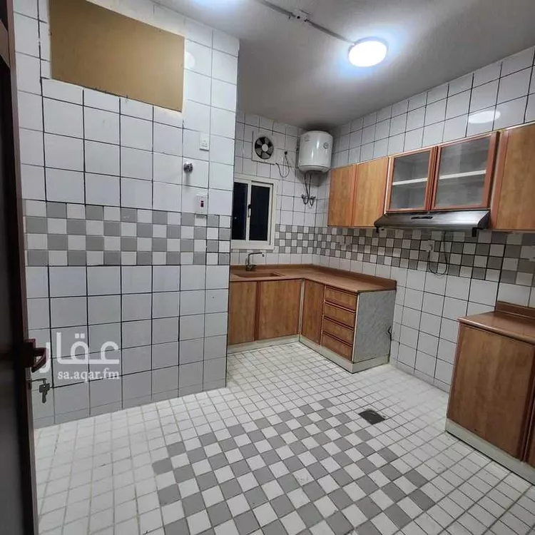 شقة للإيجار في شارع السلام, حي العقربية, مدينة الخبر, المنطقة الشرقية صورة 2