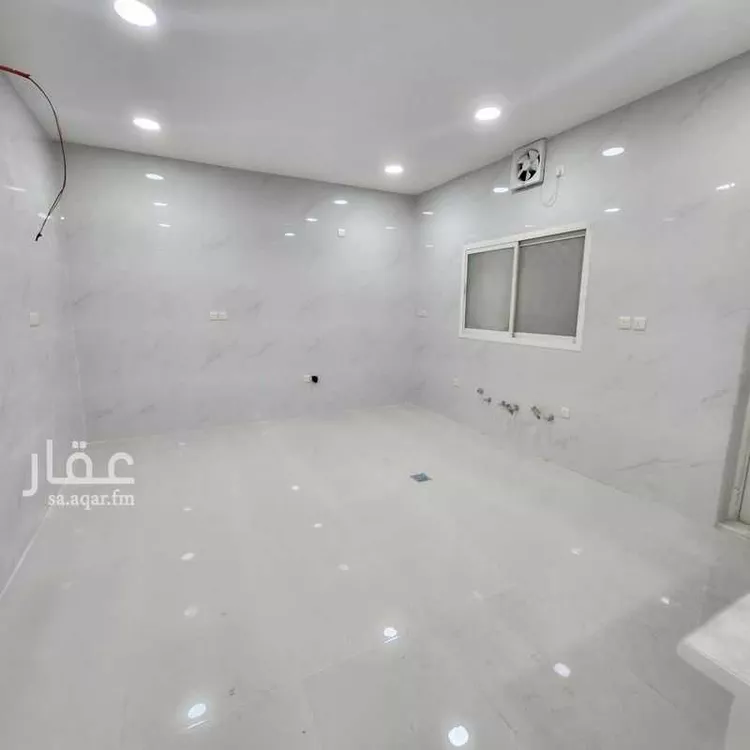 فيلا للبيع في شارع ثابت بن النعمان بن يزيد, حي أحد, مدينة الدمام, المنطقة الشرقية صورة 4