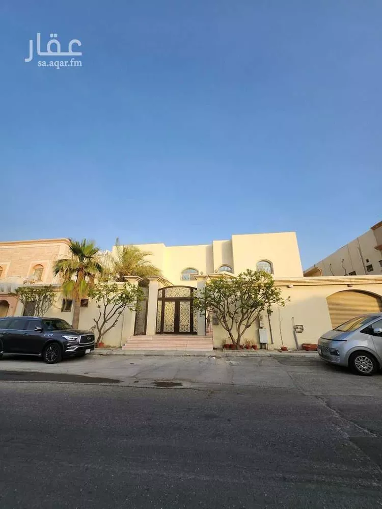 فيلا للبيع في شارع ثابت بن النعمان بن يزيد, حي أحد, مدينة الدمام, المنطقة الشرقية