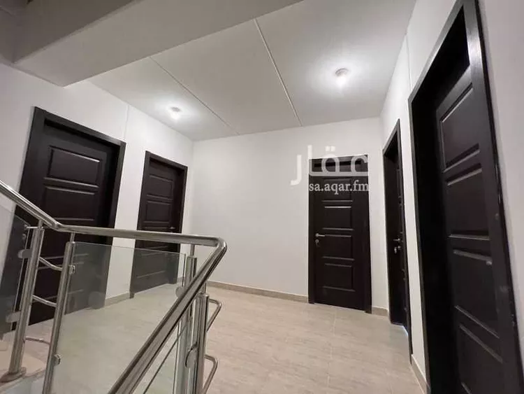 فيلا للإيجار في شارع صفية بنت أحمد, حي مطار الملك خالد الدولي, مدينة الرياض, منطقة الرياض صورة 4