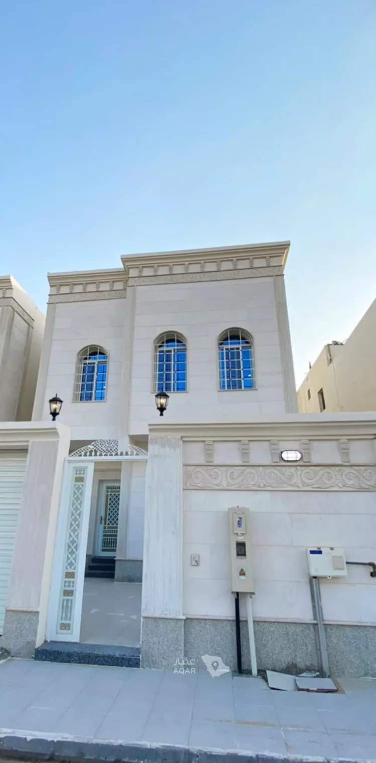 فيلا للبيع في شارع زهير بن جدعان, حي ضاحية الملك فهد, مدينة الدمام, المنطقة الشرقية