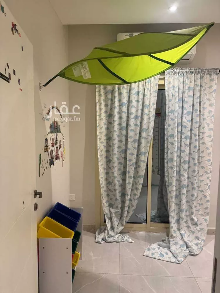 فيلا للبيع في شارع عثمان بن الحكم ، حي الصواري ، جدة ، جدة