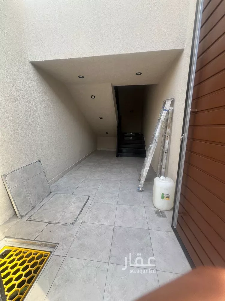 دور للبيع في شارع سسسارع, حي الندوة, مدينة الرياض, منطقة الرياض صورة 3