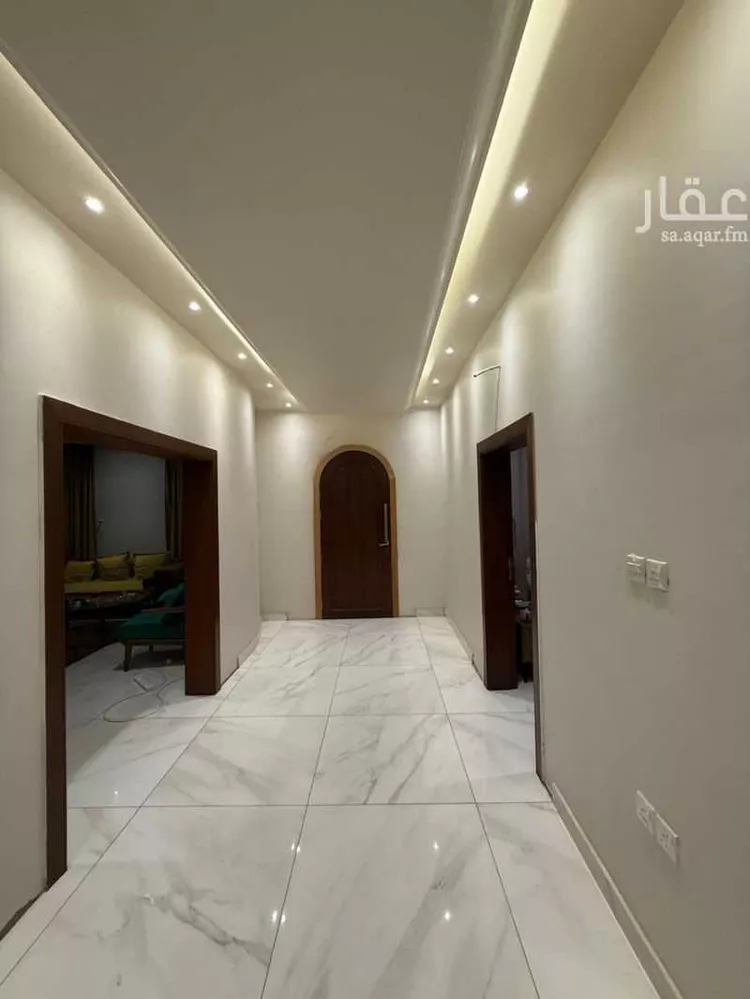 فيلا للبيع في شارع أبي جعفر بن عبد الملك, حي الزمرد, مدينة جدة, منطقة مكة المكرمة صورة 3