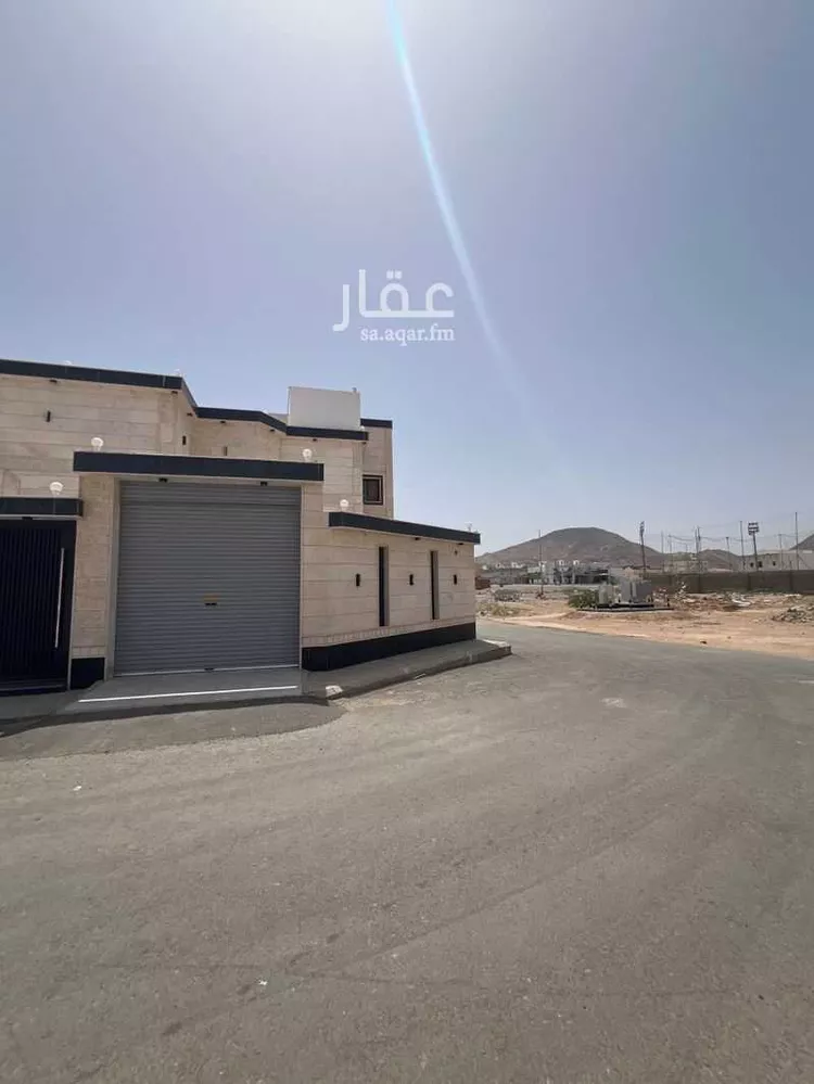 فيلا للبيع في شارع ج3 488 ، حي بحرة ، بحره ، بحرة