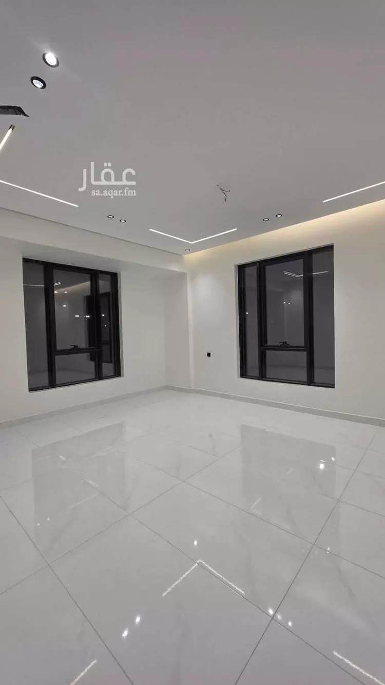 عمارة للبيع في شارع انس بن مالك, حي السويس 2, مدينة جازان, منطقة جازان 10