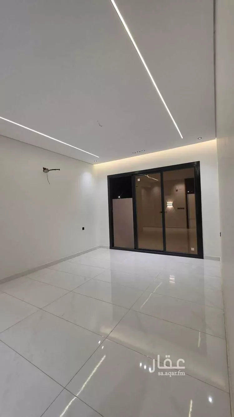 عمارة للبيع في شارع انس بن مالك, حي السويس 2, مدينة جازان, منطقة جازان 8