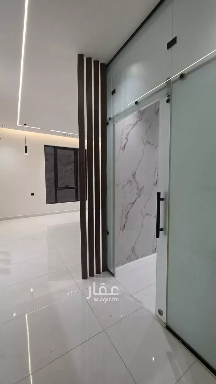 عمارة للبيع في شارع انس بن مالك, حي السويس 2, مدينة جازان, منطقة جازان 9