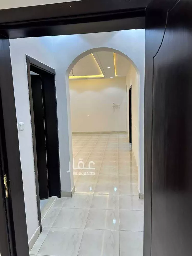 شقة للإيجار في شارع عبد الله بن الزبير بن العوام رضى الله عنه, حي السراة, مدينة المندق, منطقة الباحة 18