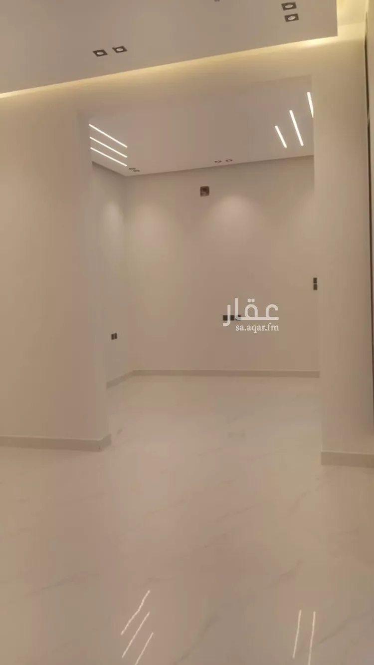 فيلا للبيع في شارع أبي الحسين السلمي, حي البيان, مدينة الرياض, منطقة الرياض صورة 2