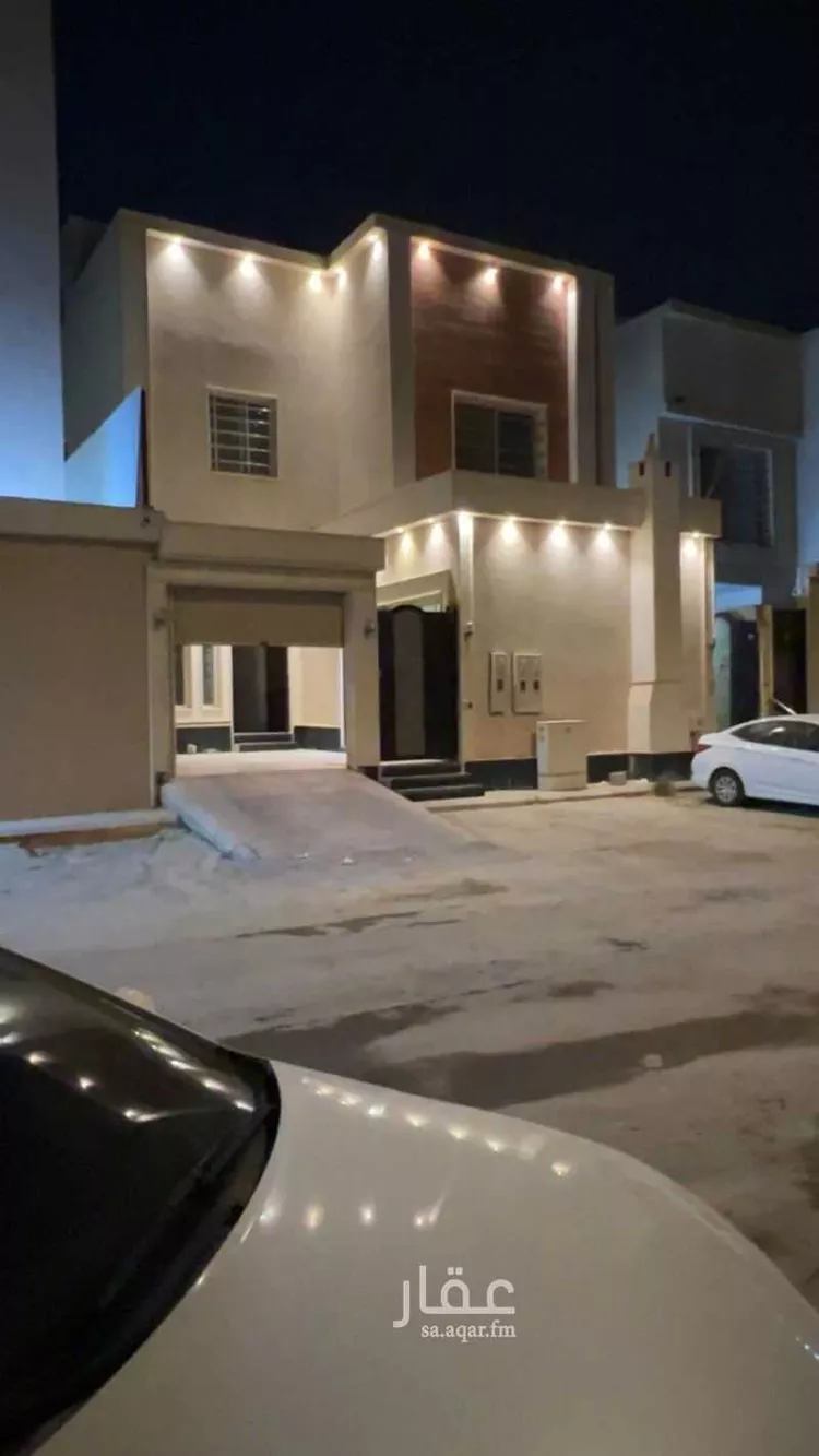 فيلا للبيع في شارع جبل المشايخ, حي القادسية, مدينة الرياض, منطقة الرياض صورة 4