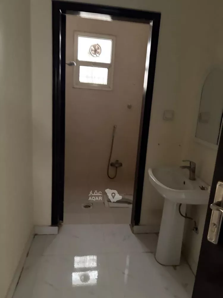 شقة للإيجار في شارع جبل المشايخ, حي القادسية, مدينة الرياض, منطقة الرياض صورة 5