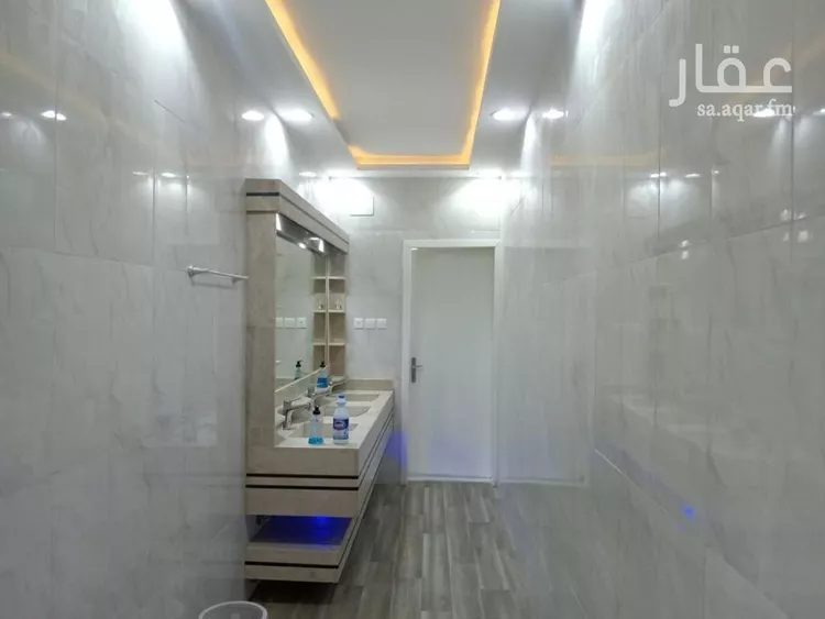 فيلا للإيجار في شارع شارع أبو الأسود الدؤلي, حي النزهة, مدينة طريب, منطقة عسير صورة 5