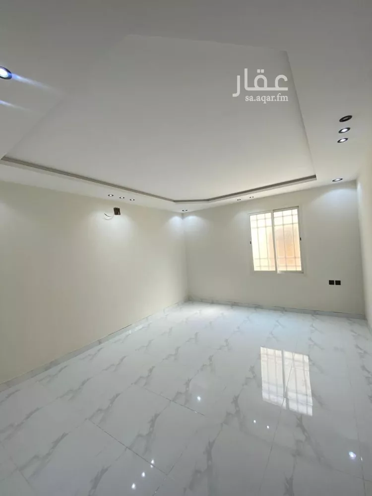 فيلا للإيجار في شارع الجبل الأحمر, حي بدر, مدينة الرياض, منطقة الرياض صورة 2