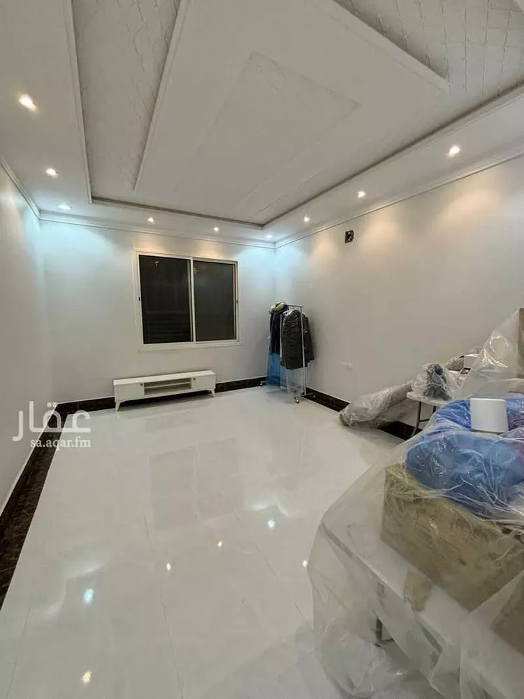 فيلا للإيجار في شارع عمر بن علي الجعدي, حي طويق, مدينة الرياض, منطقة الرياض 15
