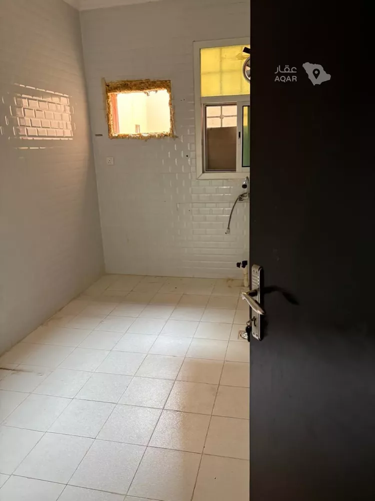 شقة للإيجار في شارع جبل المشايخ, حي القادسية, مدينة الرياض, منطقة الرياض صورة 3