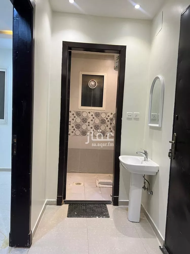 شقة للإيجار في شارع فؤاد محمد عمر توفيق, حي القادسية, مدينة الرياض, منطقة الرياض صورة 2