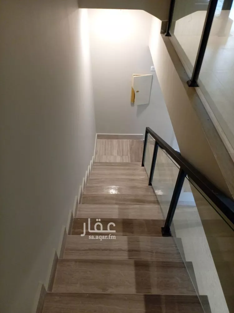 فيلا للإيجار في شارع المدائني, حي الرمال, مدينة الرياض, منطقة الرياض صورة 2