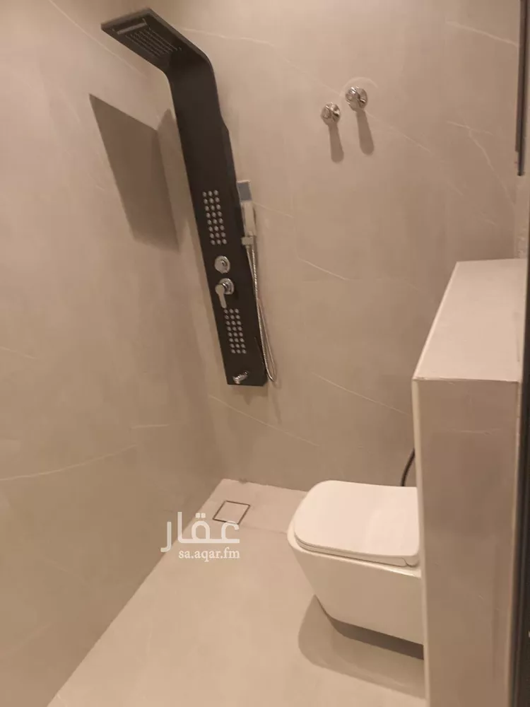 فيلا للإيجار في شارع عرعر, حي الصواري, مدينة الخبر, المنطقة الشرقية صورة 4