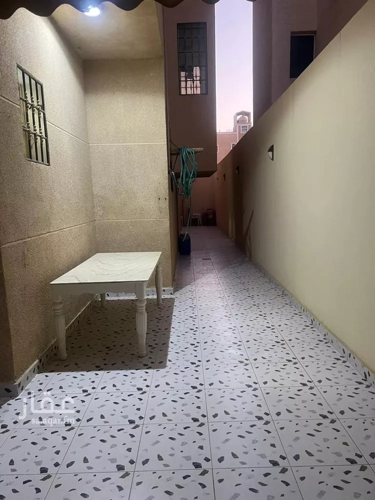 فيلا للبيع في شارع رقم 111, حي ظهرة لبن, مدينة الرياض, منطقة الرياض صورة 4