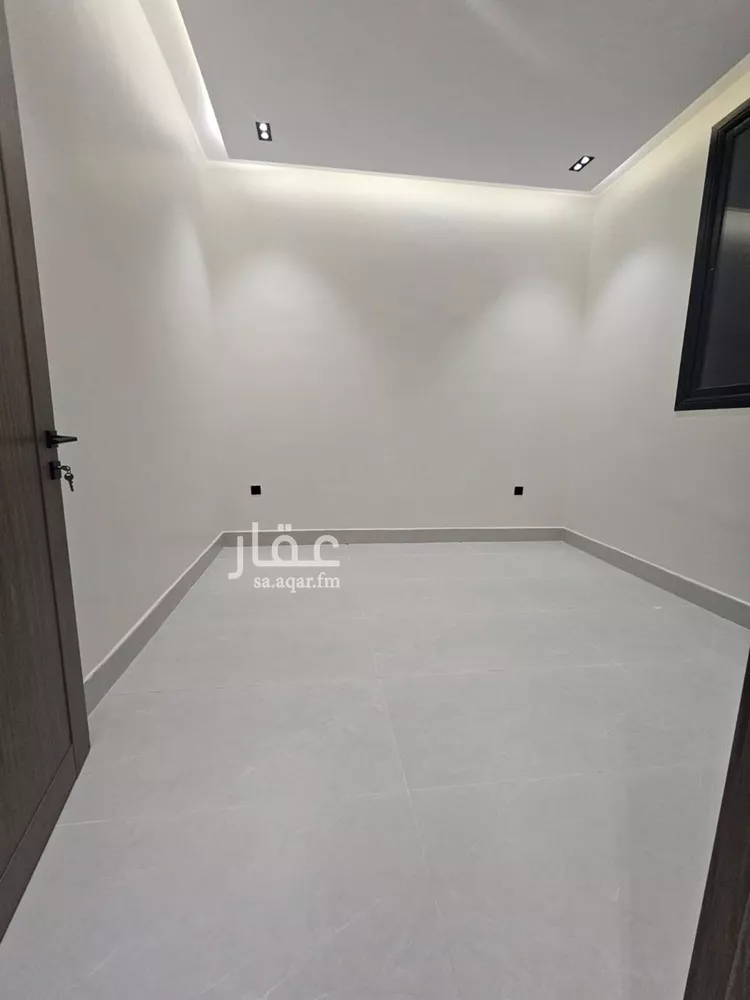 شقة للبيع في شارع فالح ابن خفاف, حي الرمال, مدينة الرياض, منطقة الرياض