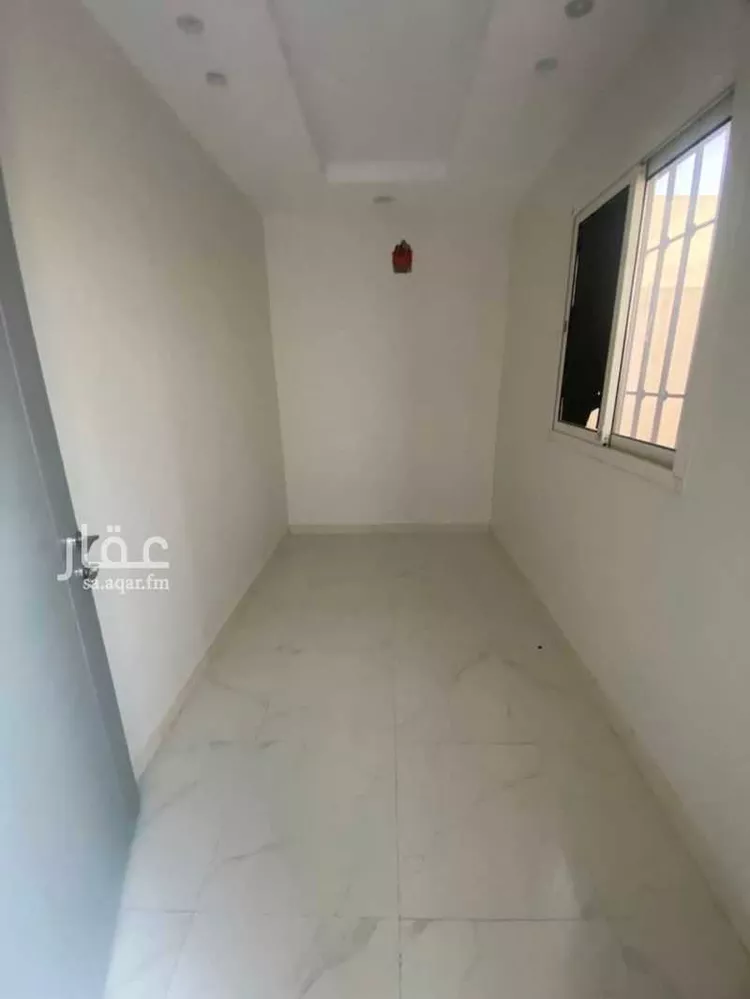 فيلا للإيجار في شارع شارع صالح بن علي ابو الورود, حي الرمال, مدينة الرياض, منطقة الرياض صورة 2