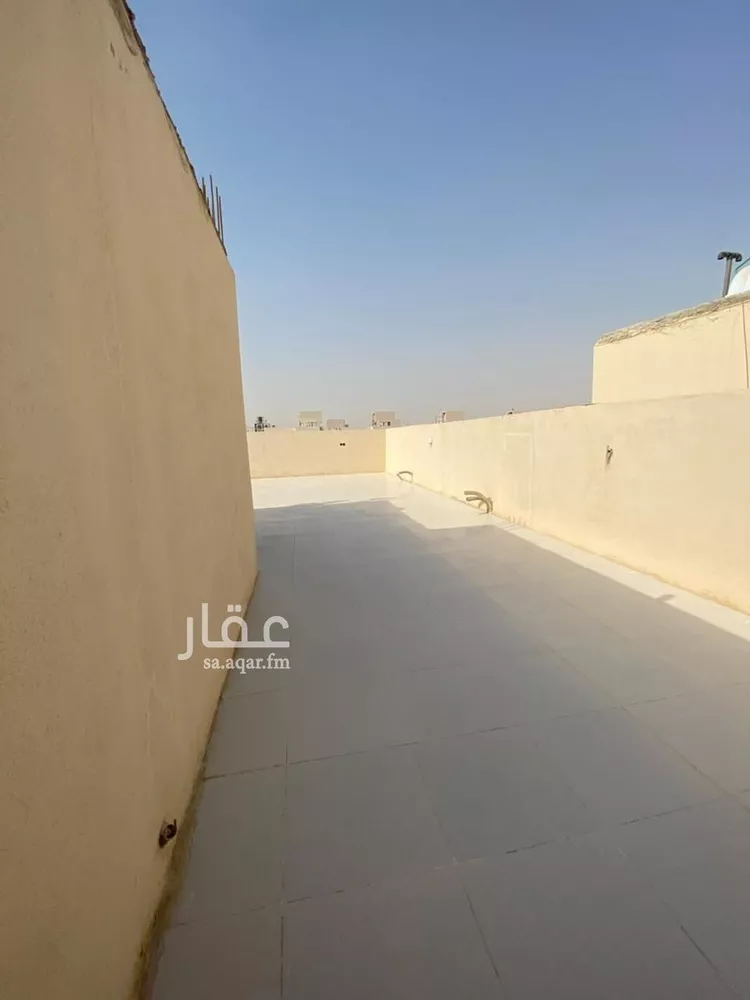 فيلا للإيجار في شارع الجبل الأحمر, حي بدر, مدينة الرياض, منطقة الرياض صورة 3