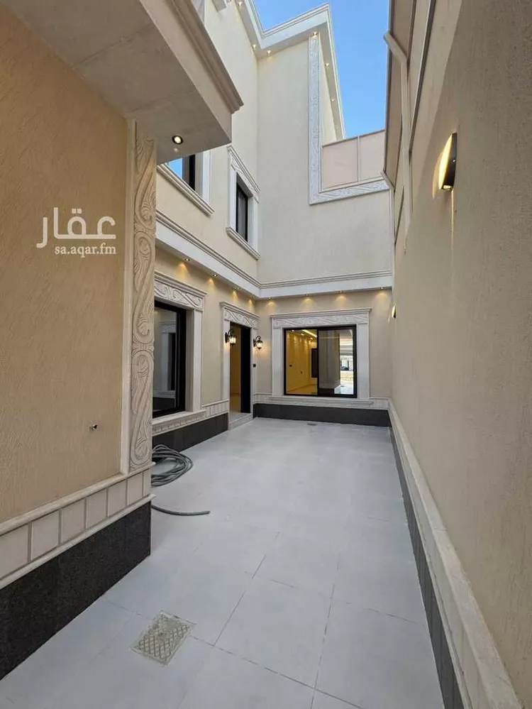فيلا للبيع في شارع رقم 330, حي ظهرة لبن, مدينة الرياض, منطقة الرياض 12