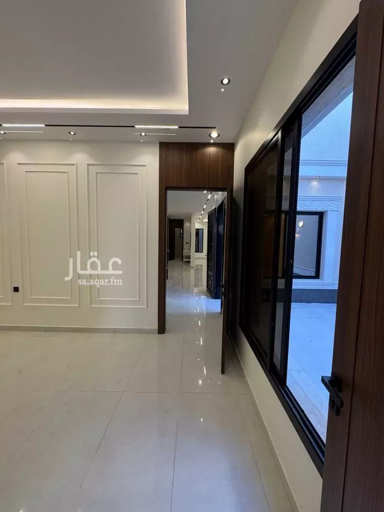 فيلا للبيع في شارع رقم 330, حي ظهرة لبن, مدينة الرياض, منطقة الرياض 9