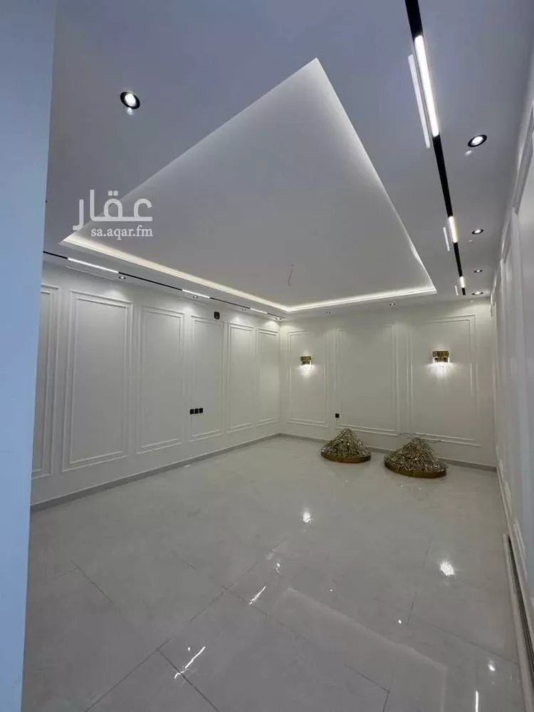 فيلا للبيع في شارع رقم 330, حي ظهرة لبن, مدينة الرياض, منطقة الرياض 11