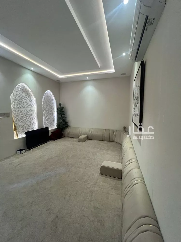 فيلا للبيع في شارع ابن شقير, حي المهدية, مدينة الرياض, منطقة الرياض صورة 3