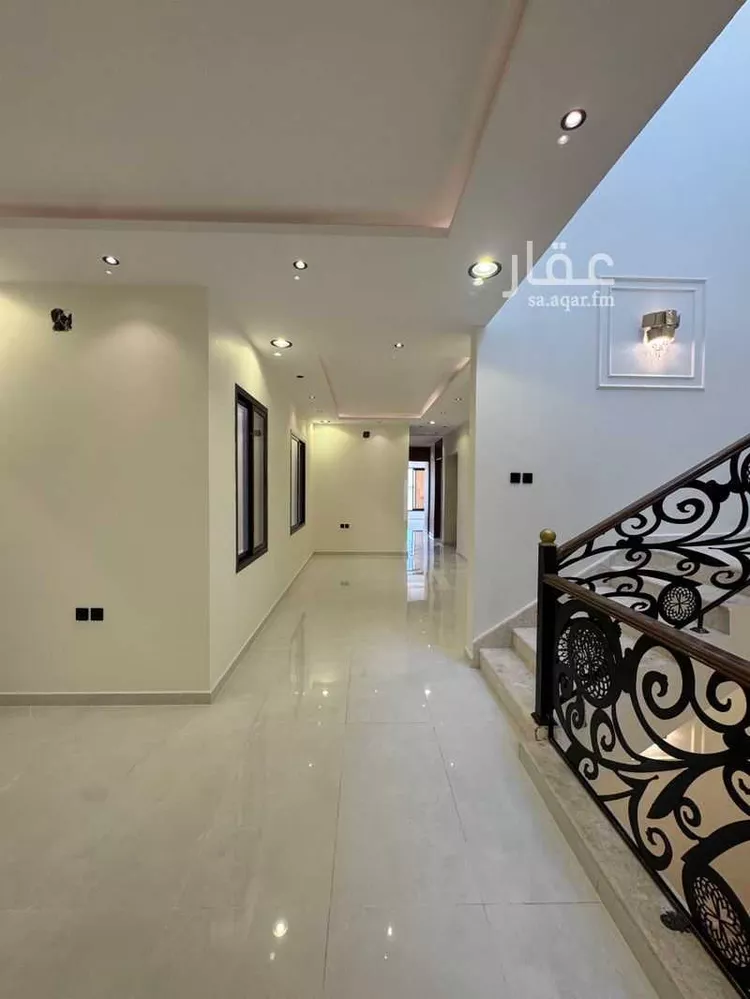 فيلا للبيع في شارع رقم 330, حي ظهرة لبن, مدينة الرياض, منطقة الرياض صورة 5