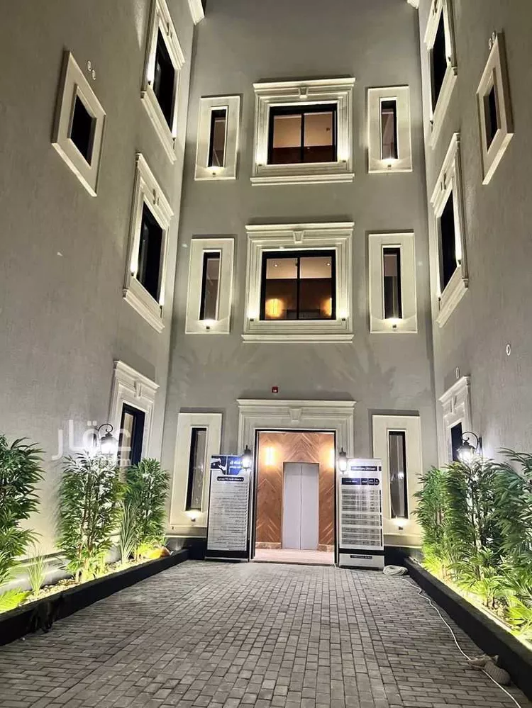 عمارة للبيع في شارع جبل الأثريات, حي ظهرة لبن, مدينة الرياض, منطقة الرياض